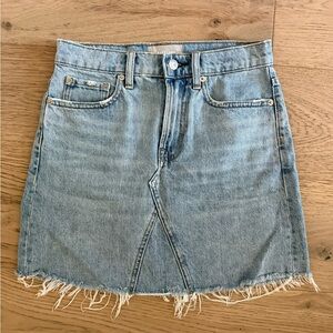 Everlane Women’s Denim Reconstructed Raw Hem Mini Skirt